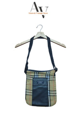 Burberry Tote Beige Leather Pocket Bag