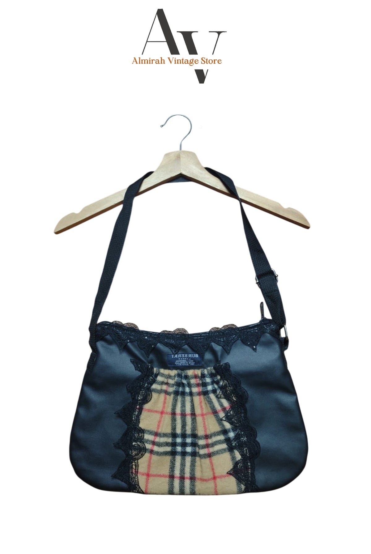 Burberry Y2k Black Lace And Beige Pocket Bag